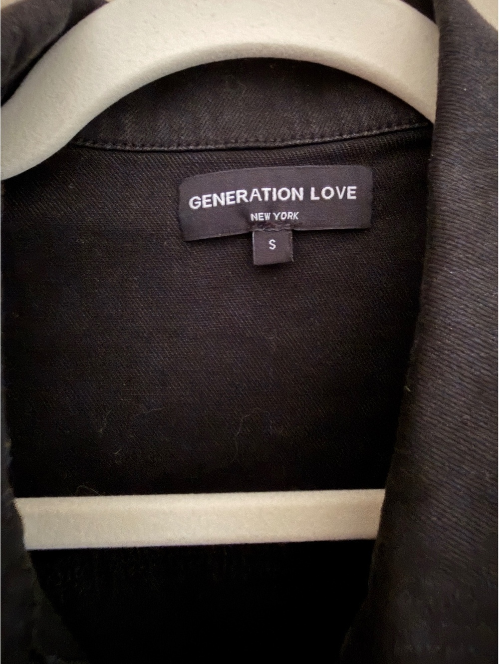 S Generation Love black jacket w/ gold embellishment - Picture 3 of 6